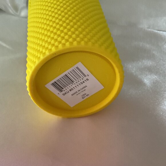 Starbucks Hawaii Collection Yellow Studded Tumbler 24 Oz With Green Lid & Straw - Picture 5 of 5